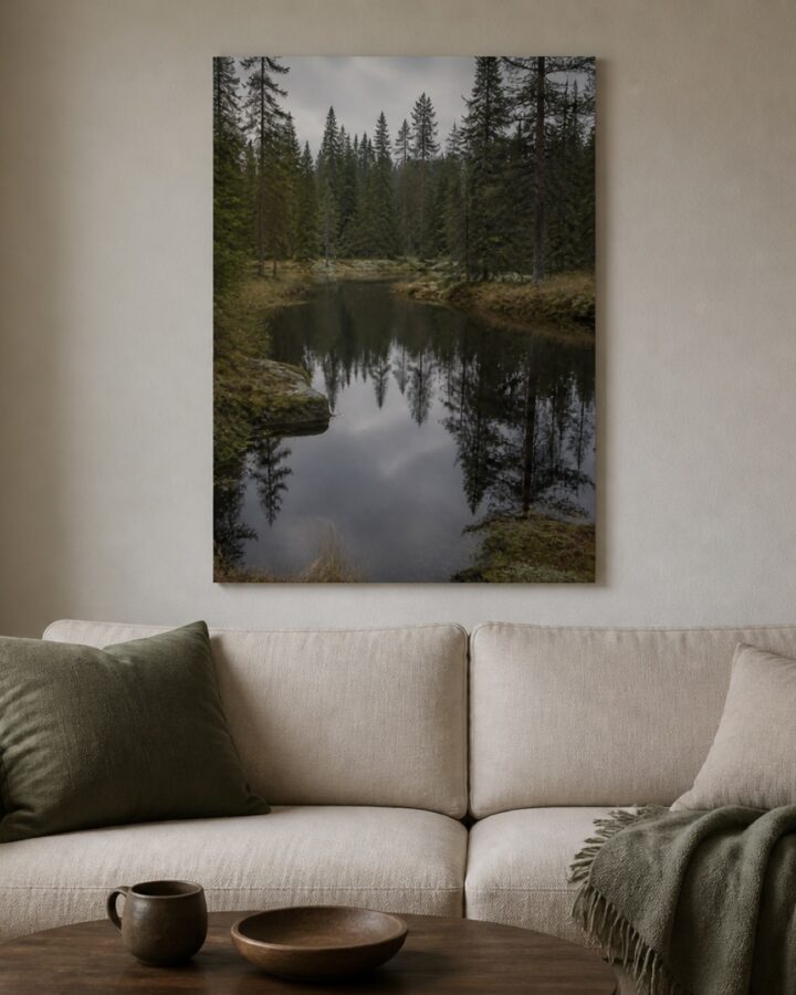 Metsalampi canvas-taulu